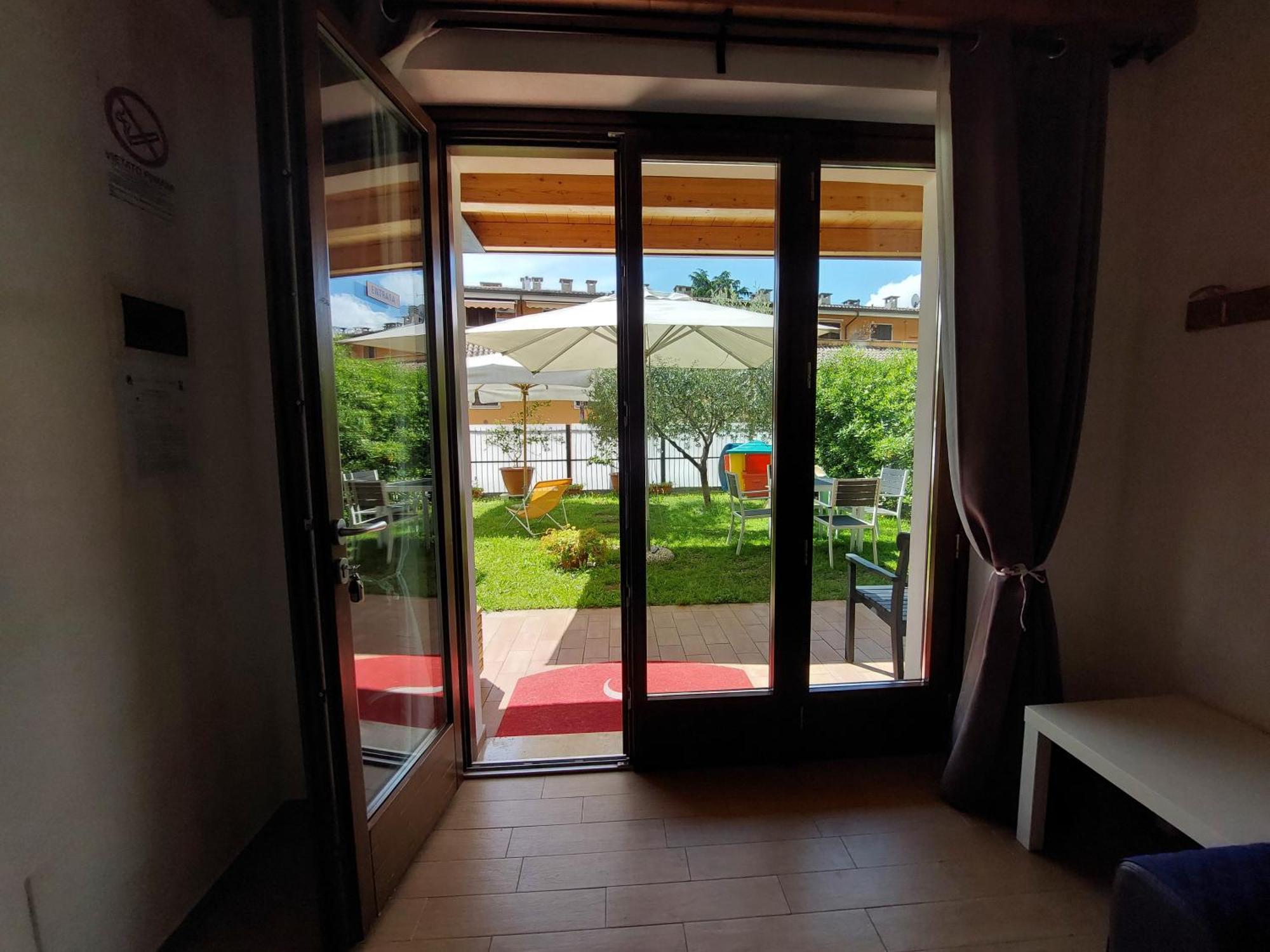 Pizzocolo Resort Fasano Gardone Riviera Exterior foto